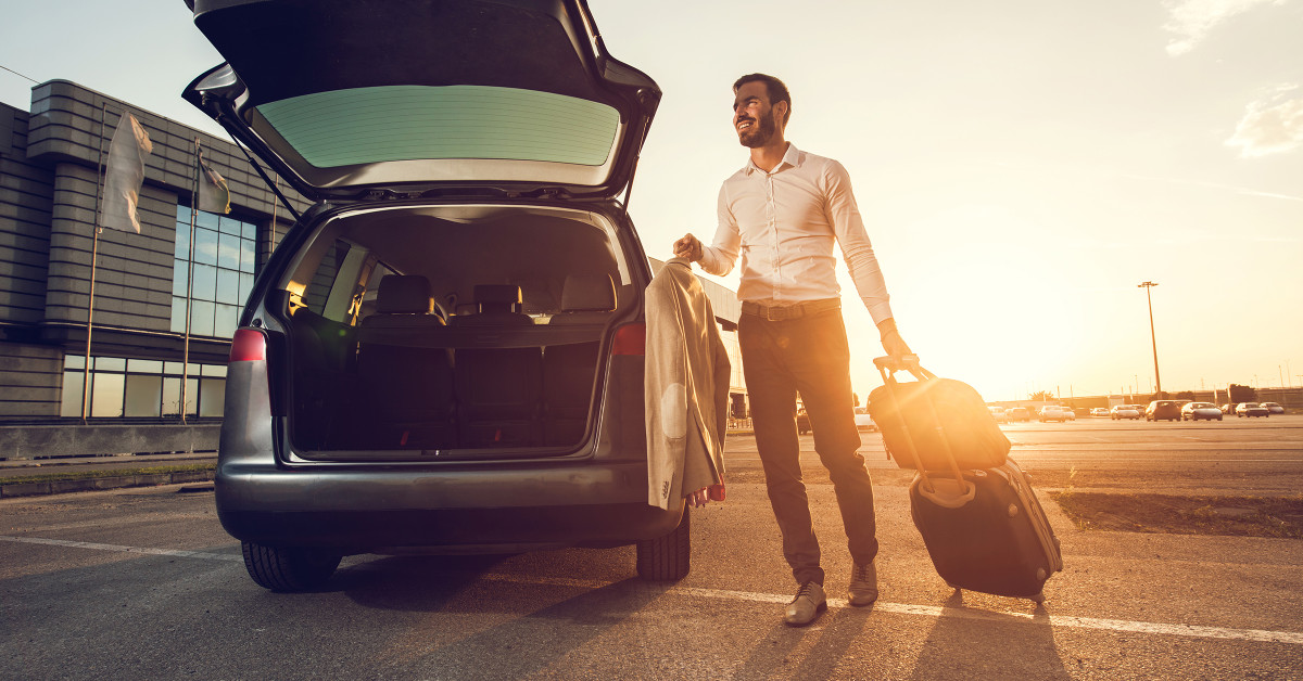 Executive meeting luxury car rental service Chennai business travelers