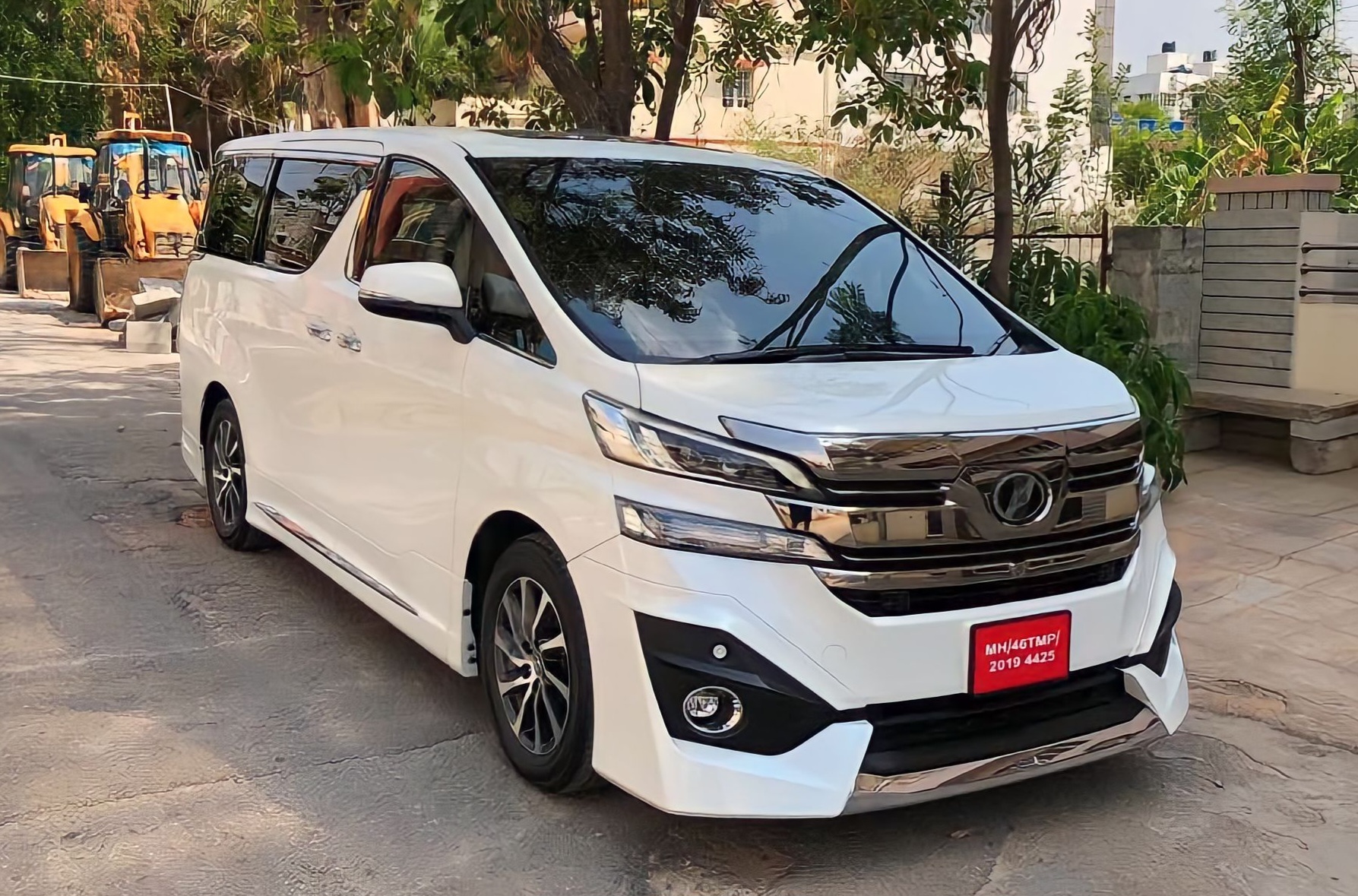 chennai-luxury-car-rental